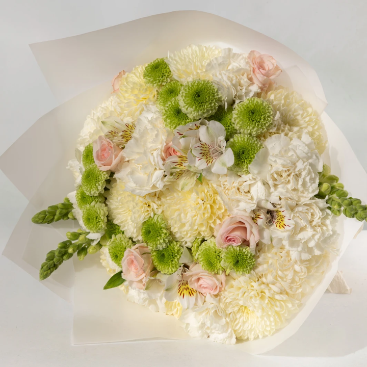 Bouquet of White Carnations and Daisies