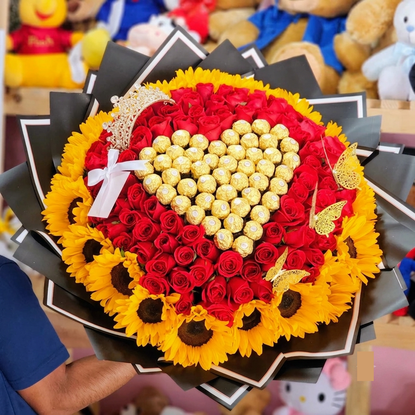 Sunny Red Bouquet of 100 Roses