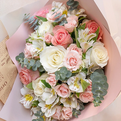 Sweetheart: Bouquet of Pink and White Roses